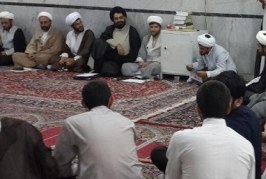 نشست صمیمی طلاب و فضلای میاندوآب